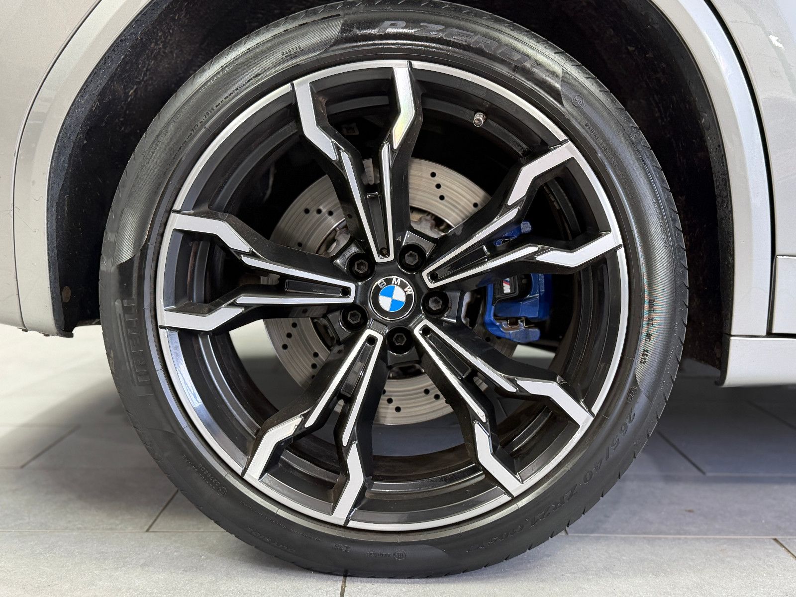 Fahrzeugabbildung BMW X3 M |H/K|HuD|PANO|LASER|INDIVIDUAL