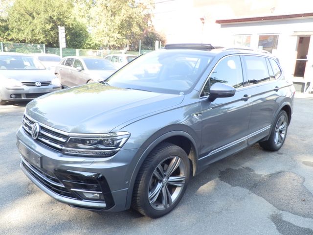 Volkswagen Tiguan Allspace R-Line 7-Sit LED*ACC*KAMERA*PANO