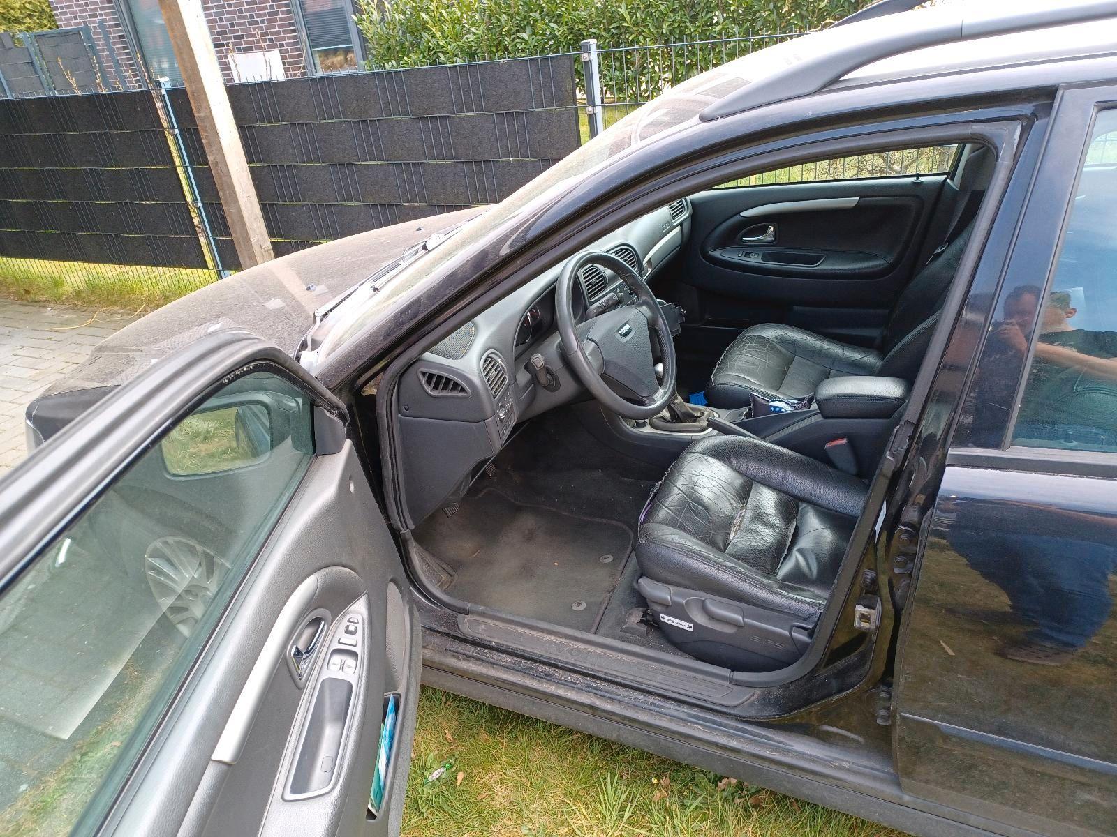 Volvo V40 2004 — photo 6