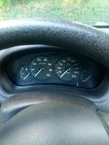 Peugeot 206 4türer - Peugeot 206: Türer