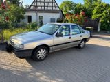 Opel Vectra A - Opel Vectra aus 1990