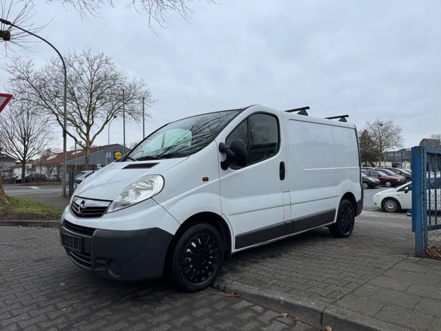 Opel Vivaro Kasten L1H1 2,7t NEUER TÜV