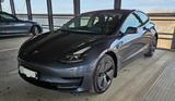 Tesla Model 3 RWD  + Winter- & Sommerkompletträder - Tesla Model 3 in München