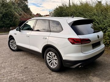 Volkswagen Touareg - 3
