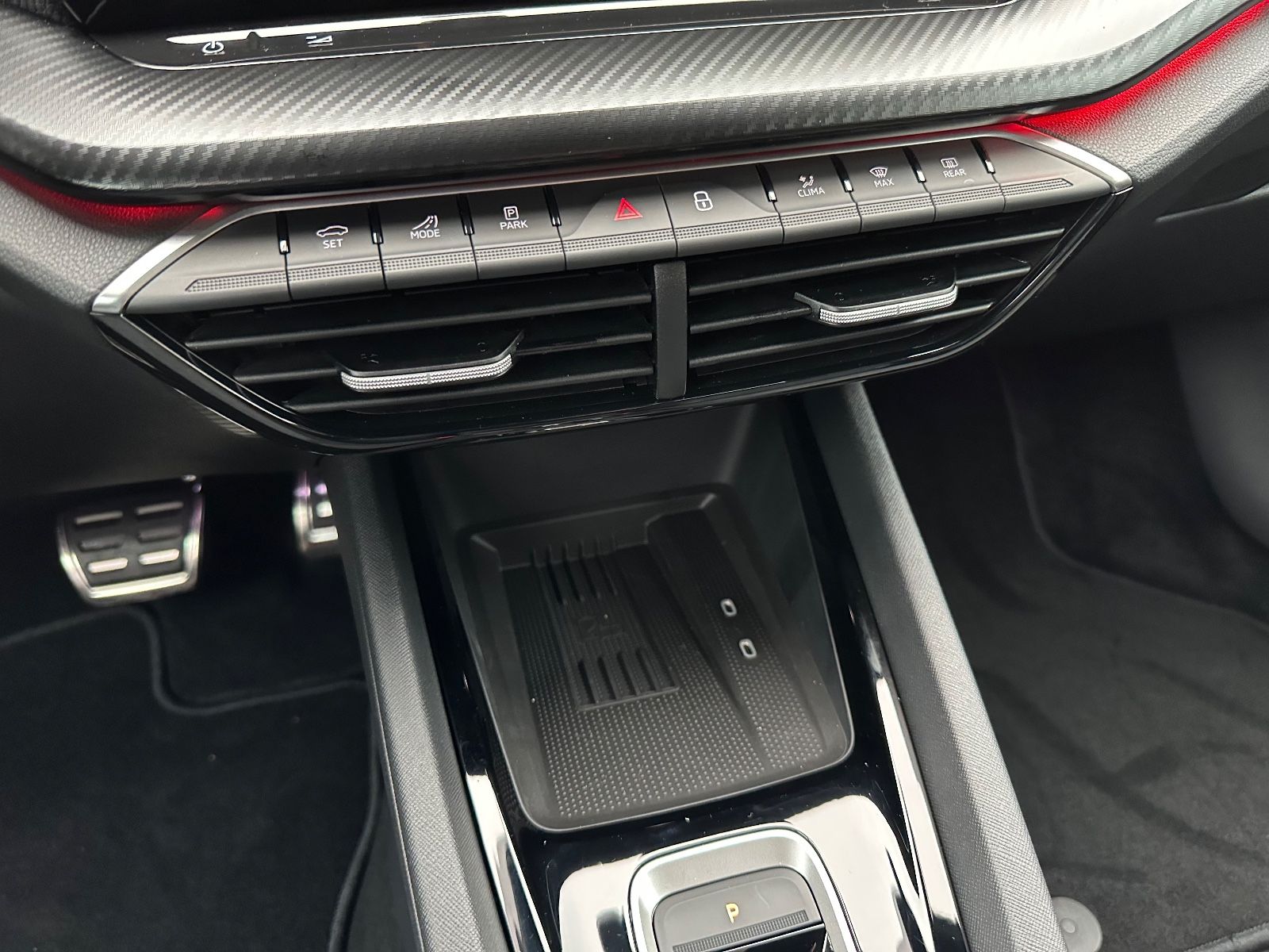 Fahrzeugabbildung SKODA Octavia Combi 1.5 TSI Sportline DSG Navi/ACC/APP