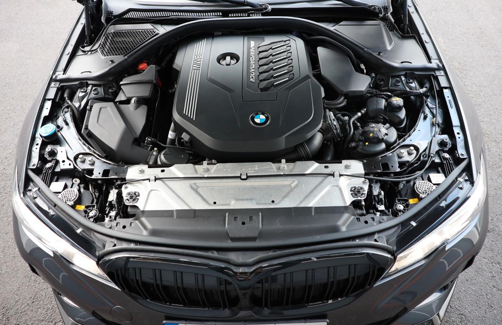 BMW M340 xDrive M/LASER/HUD/H&K/SHZ/LHZ/TOTW/R20