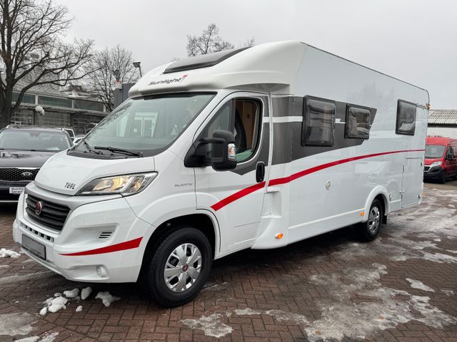 Sunlight T69 L PANORAMA DACHKLIMA SAT NAVI QUEENSBETT WC+