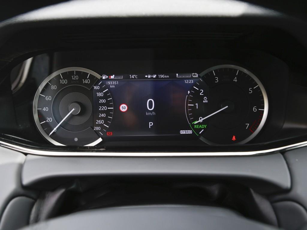 Land Rover Range Rover Evoque R-Dynamic HSE Hybrid Matrix, миниатюра 18
