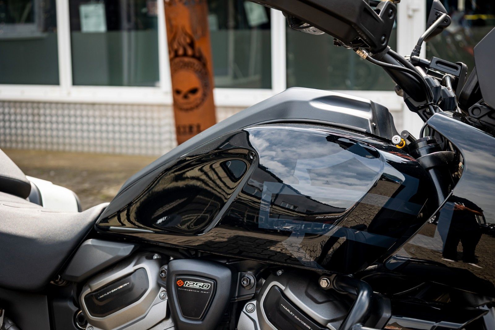 Fahrzeugabbildung Harley-Davidson RA1250S Pan America Special - Screamin Eagle