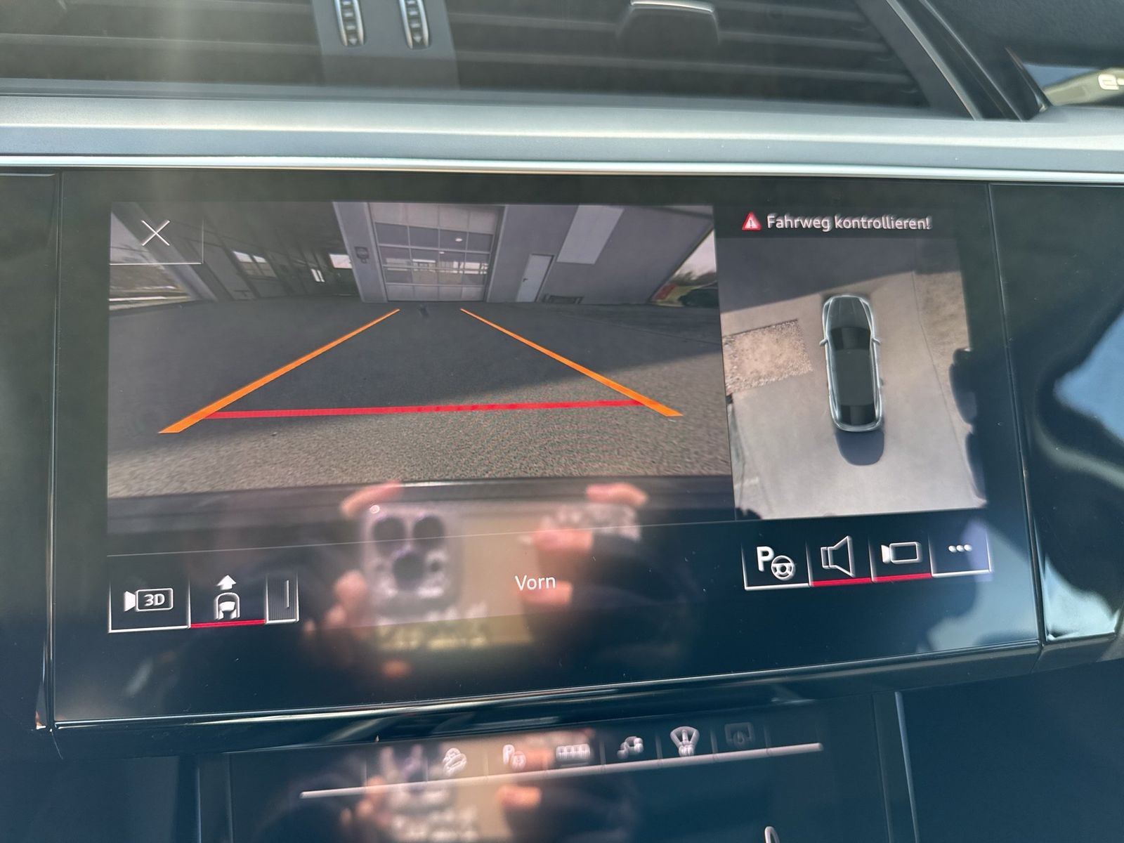 Audi Q8 e-tron - Bild 21