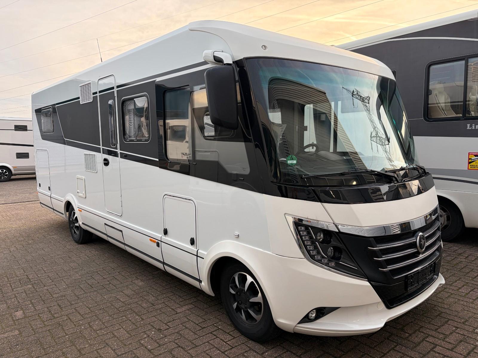 Niesmann + Bischoff Arto 78F 9-gang Aut Queensbet Hubbett Generator