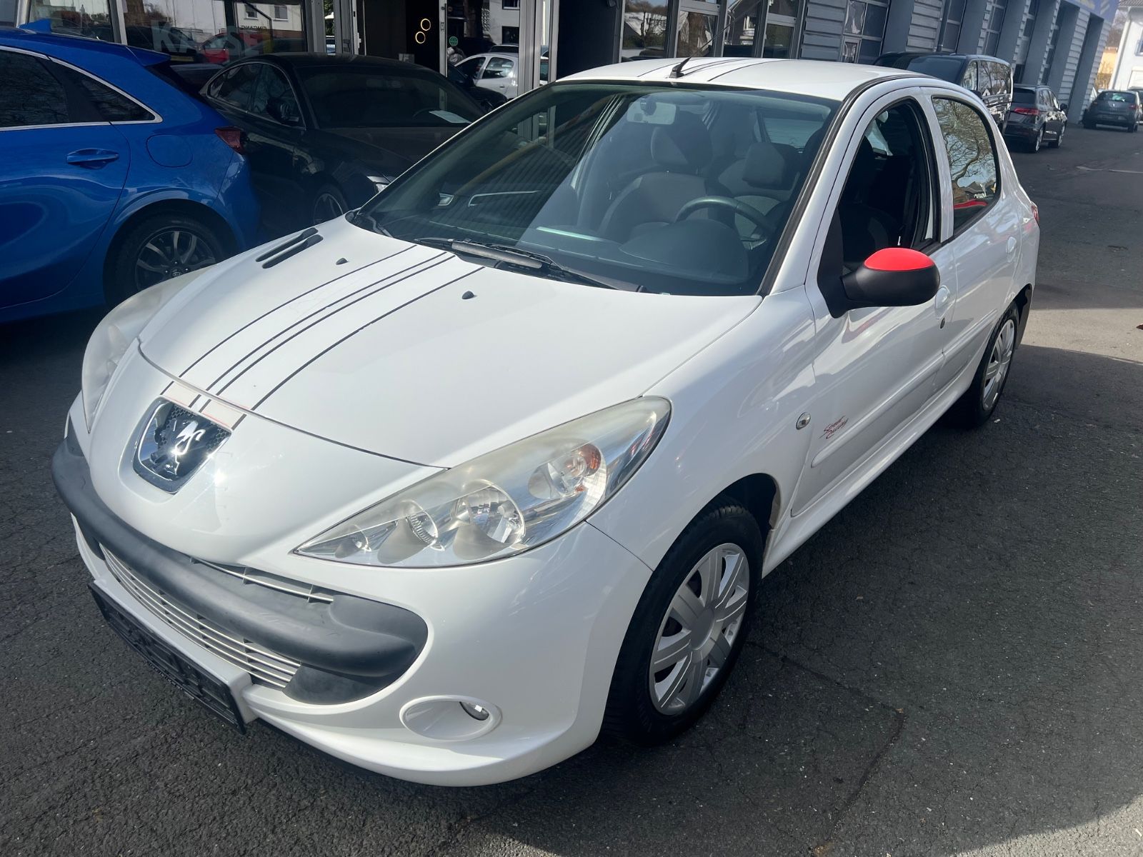 Fahrzeugabbildung Peugeot 206 + Sport Racing Edition*TÜV/ÖL NEU*
