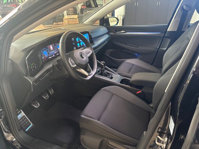 Golf VIII 2.0 TDI *IQ-Drive*AHK*Kamera*LED*