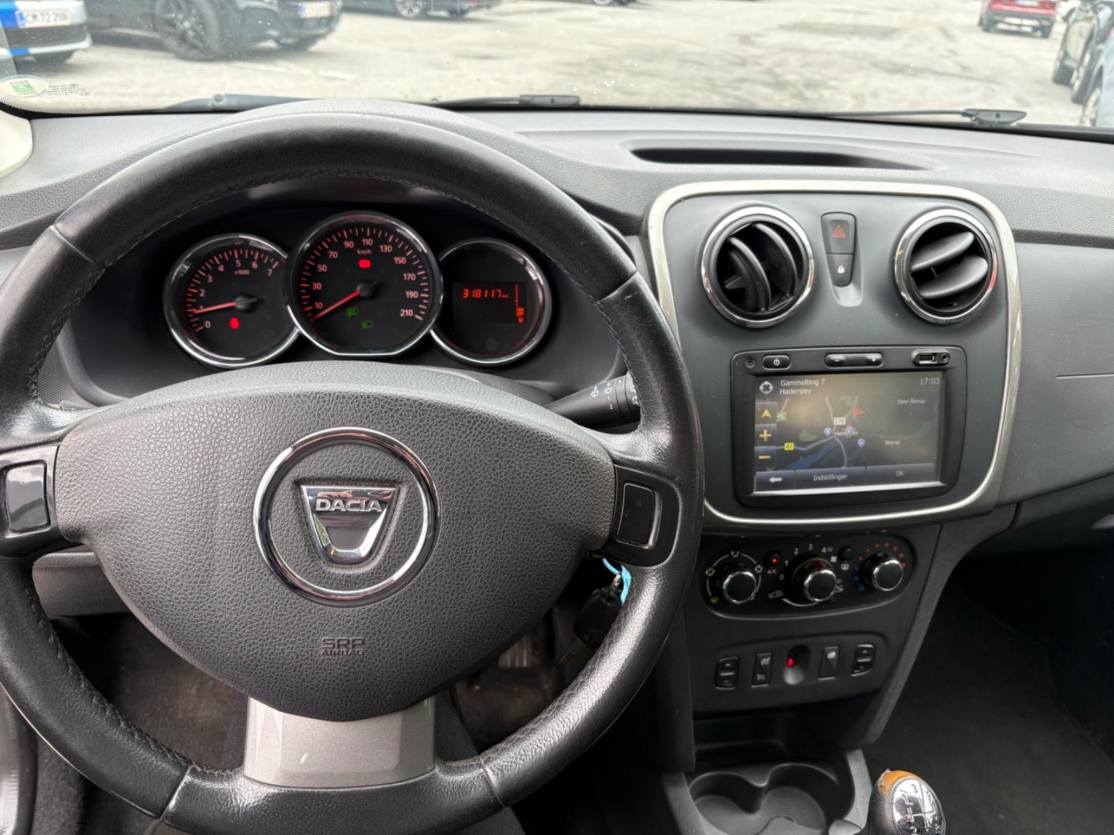 Dacia Logan 2015 — photo 8