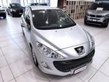 Peugeot 308 308 1.6 HDi 110CV 5p. Premium (6 Mar - Peugeot 308 Premium mit Diesel-Antrieb