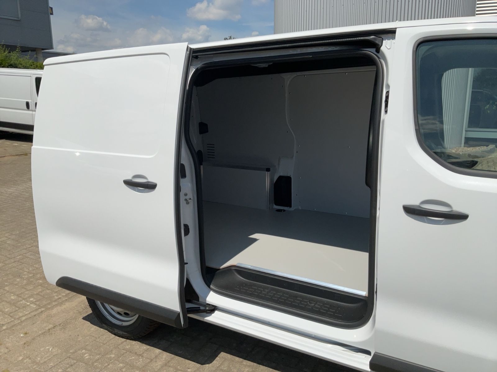 Fahrzeugabbildung Fiat Scudo L2 120 PS