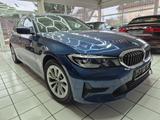 BMW 318 3 Touring 318 d Advantage LED~Navi