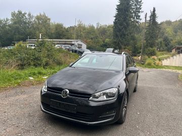 Volkswagen Golf - 4