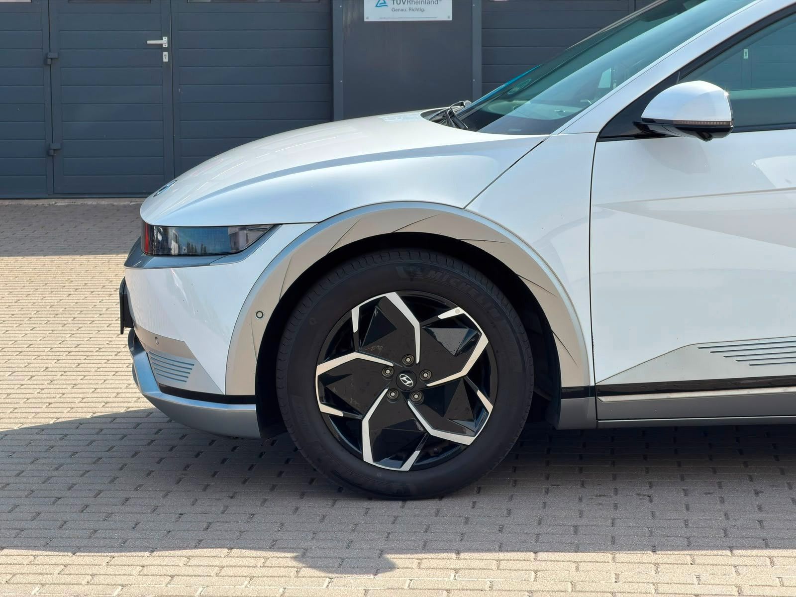 Fahrzeugabbildung Hyundai IONIQ 5 TECHNIQ 168kW *RW507KM*Navi*ACC*LED*360°