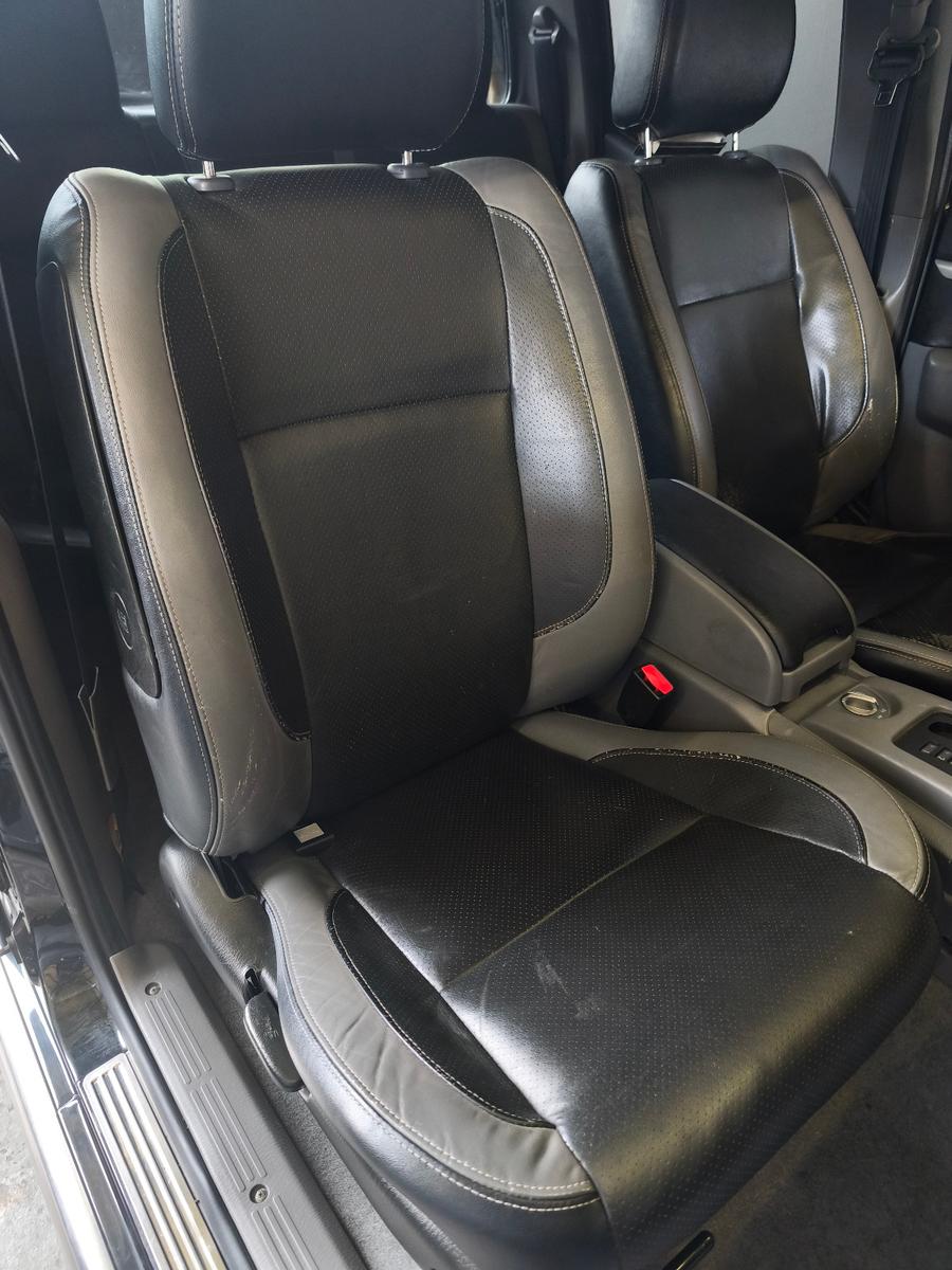 Ford Ranger XLT Limited Double Cabine 3.0 TDCi 4x4 | 156 ch | BVA | Cuir | Sièges chauffants | Attelage | Bac de benne