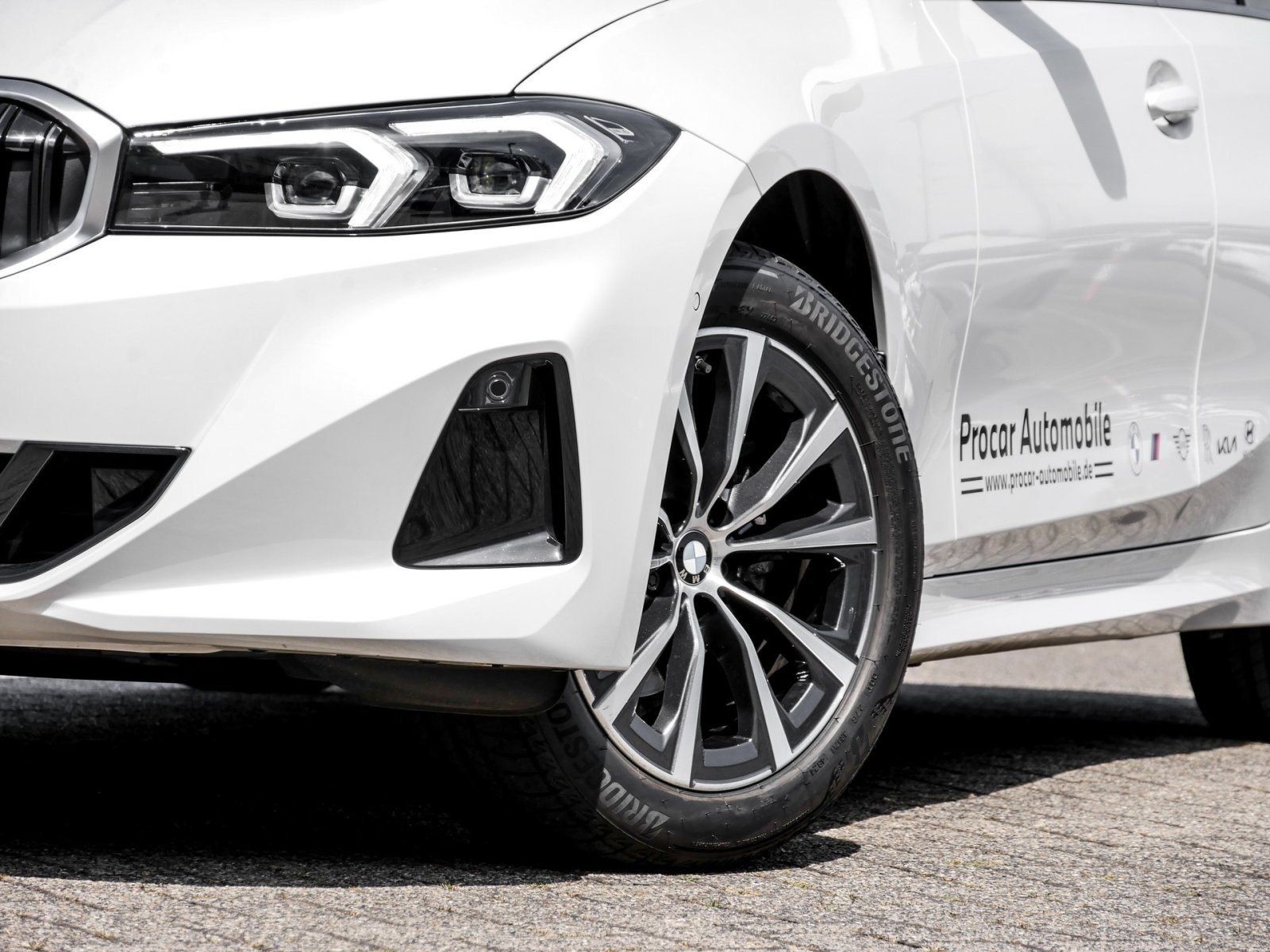 BMW 318i RFK NAVI LED PDC V H DAB foto 5