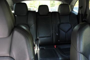 Porsche Cayenne - 12