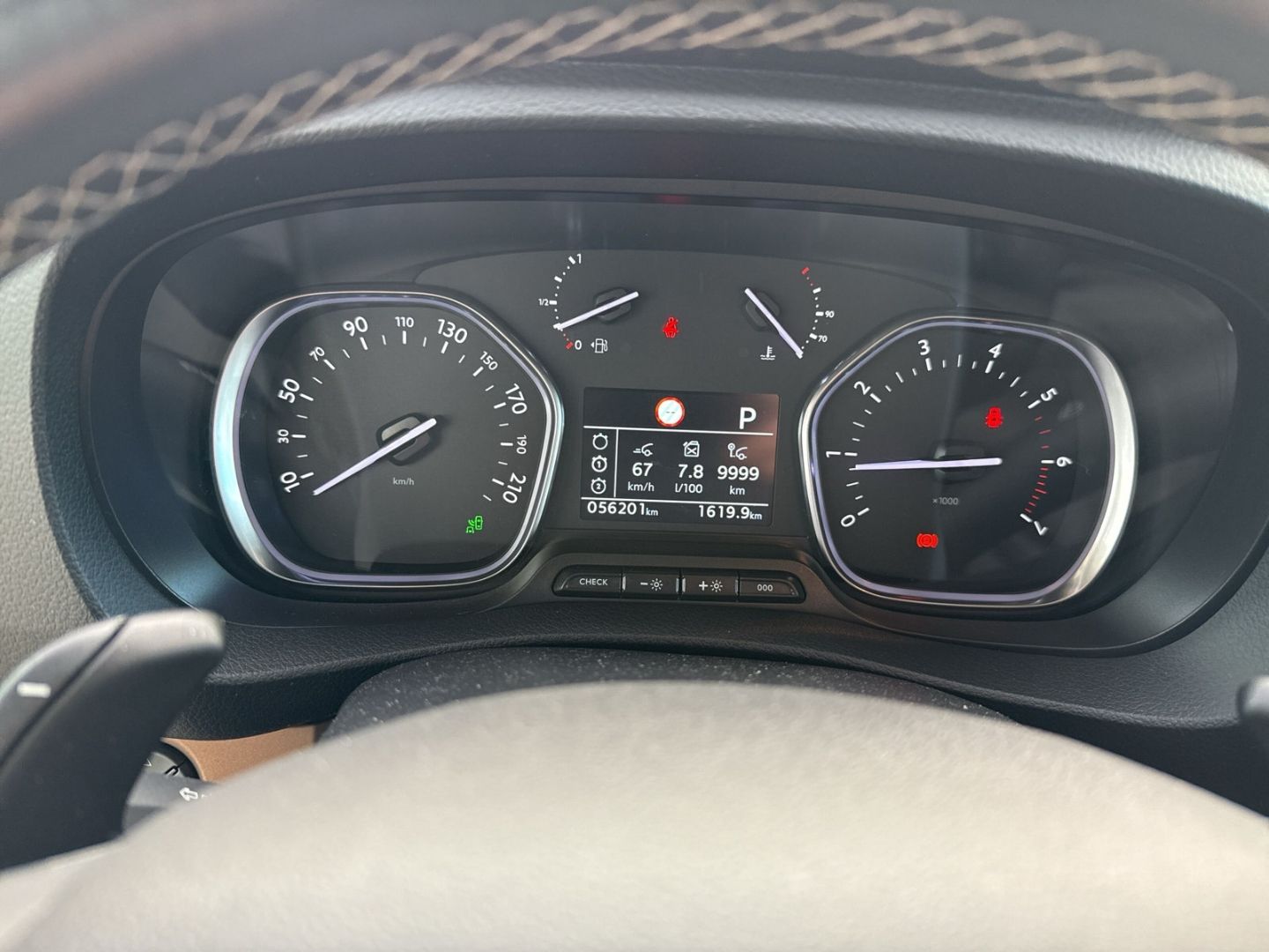 Fahrzeugabbildung Crosscamp Camper Van Flex Faltdach HUD StandHZG AHK-abnehm