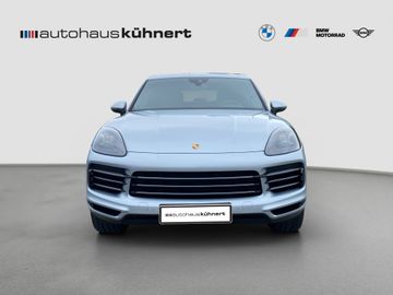 Porsche Cayenne - 2