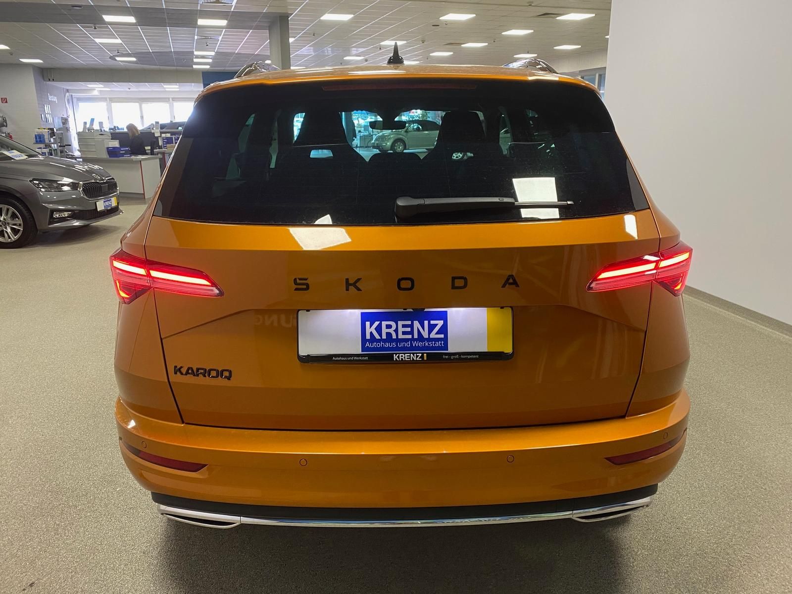 Fahrzeugabbildung SKODA Karoq 1.5 ACT SPORTLINE+5J GA+MATRIX+ACC+360+AHK