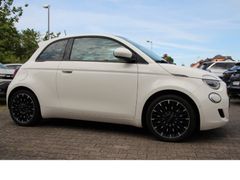 Fahrzeugabbildung Fiat 500e Icon*Panoramaglasdach!*Kamera!*Navi!*AppCon