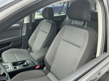 Volkswagen Passat Variant - 9