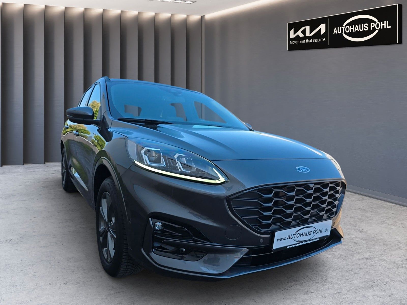Fahrzeugabbildung Ford Kuga Plug-In Hybrid 2,5 ST-Line Navi Kamera