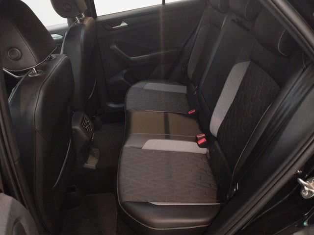 Fahrzeugabbildung Volkswagen T-Roc Life 1.5 TSI 110 kW *AHK*