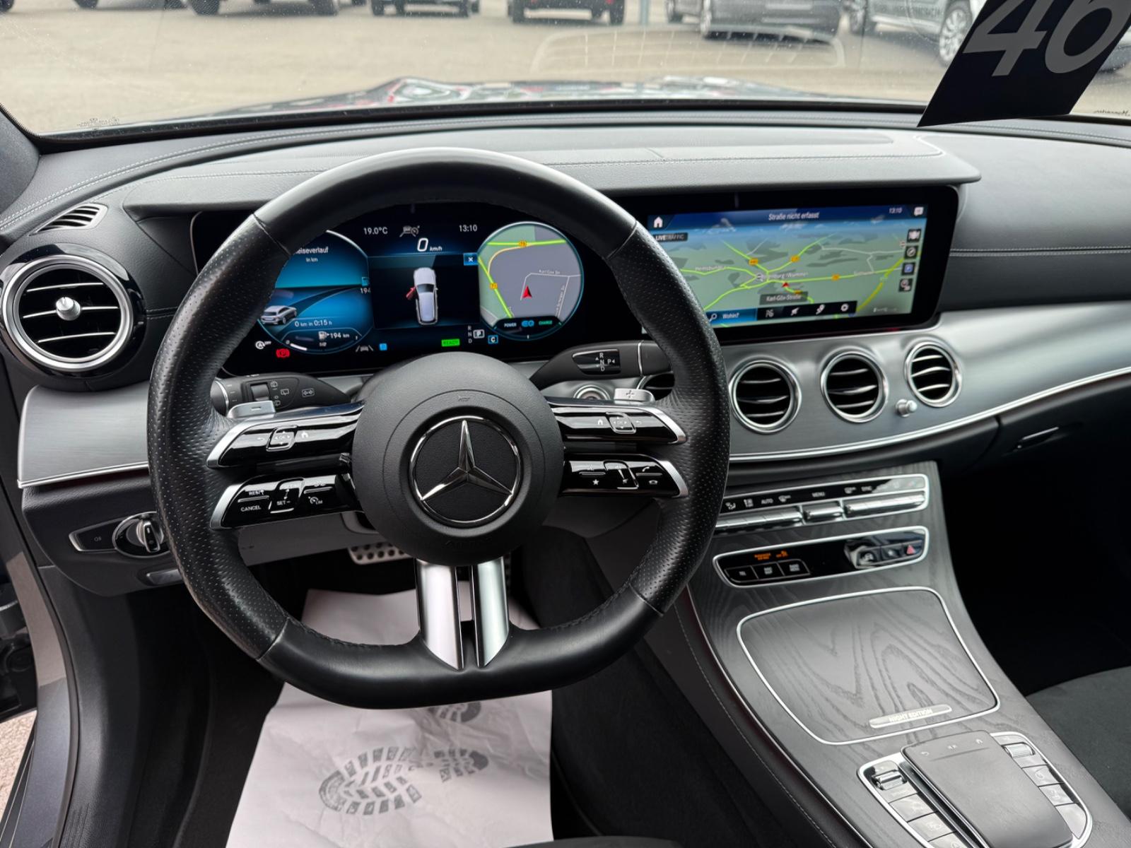 Mercedes-Benz E 220 T Night Edition AMG*ACC*LED*NAVI*CAM*PDC*