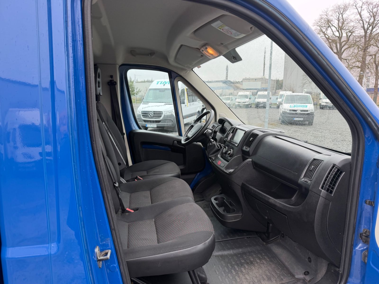 Fahrzeugabbildung Peugeot Boxer Koffer LBW