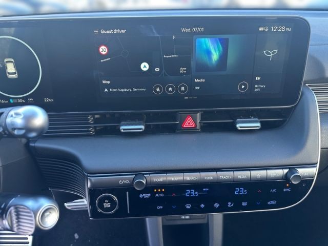 Fahrzeugabbildung Hyundai IONIQ 5 Techniq Elektro 4WD Park-Paket+Lagerfahr