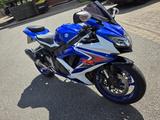 Suzuki GSX-R 750 mit Akrapovic Auspuff - Angebote