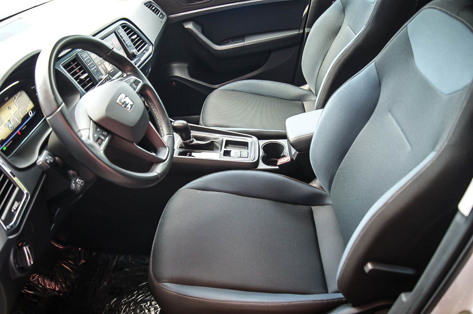 Fahrzeugabbildung SEAT Ateca 2.0 TDI DSG Style VIRTUAL BUSINESS ANHKZGV