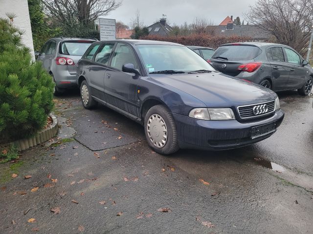 Audi A4 1.8 Avant - 1 Hand - Scheckheft geflegt