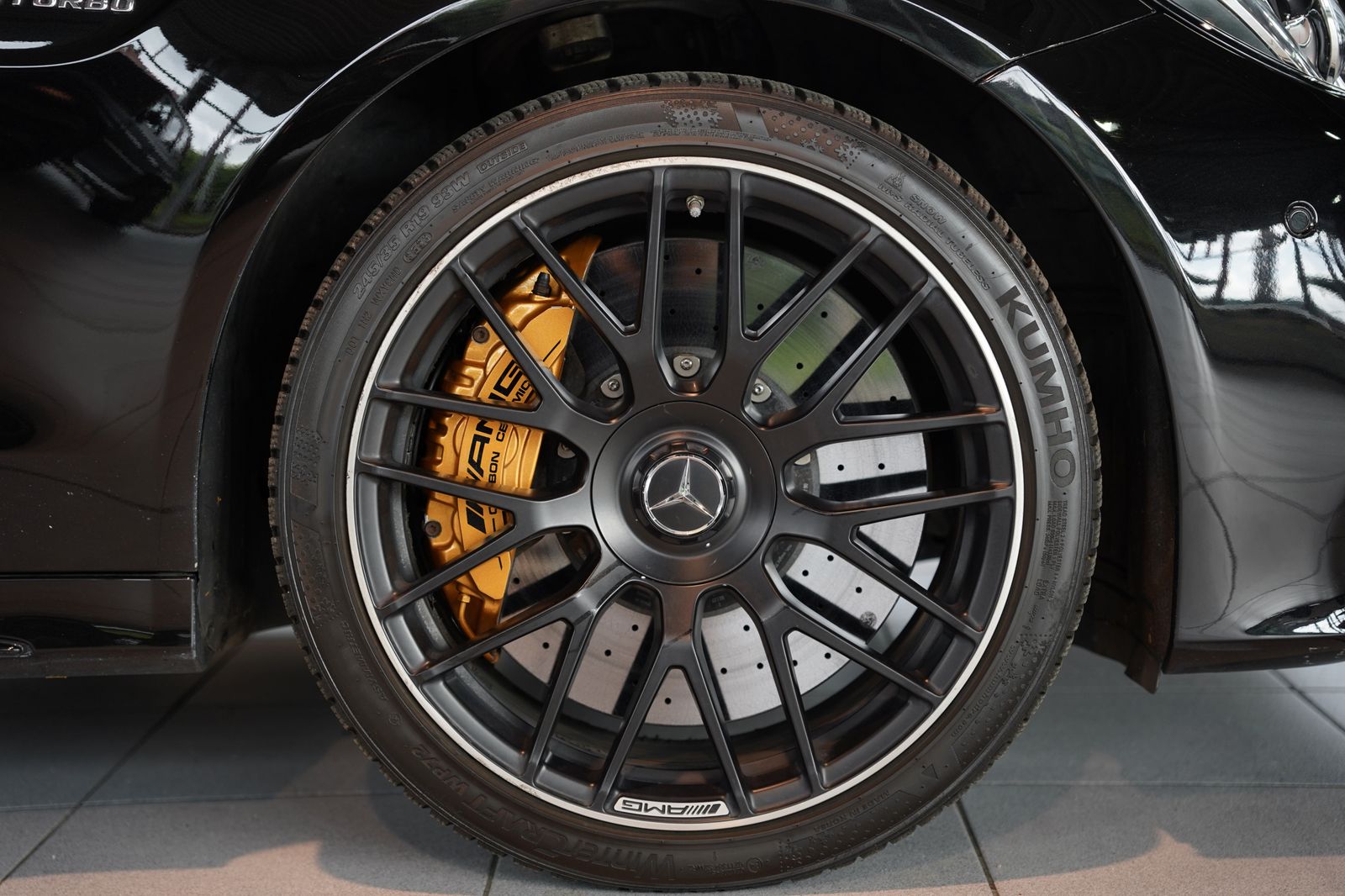 Mercedes Benz C 63 Amg