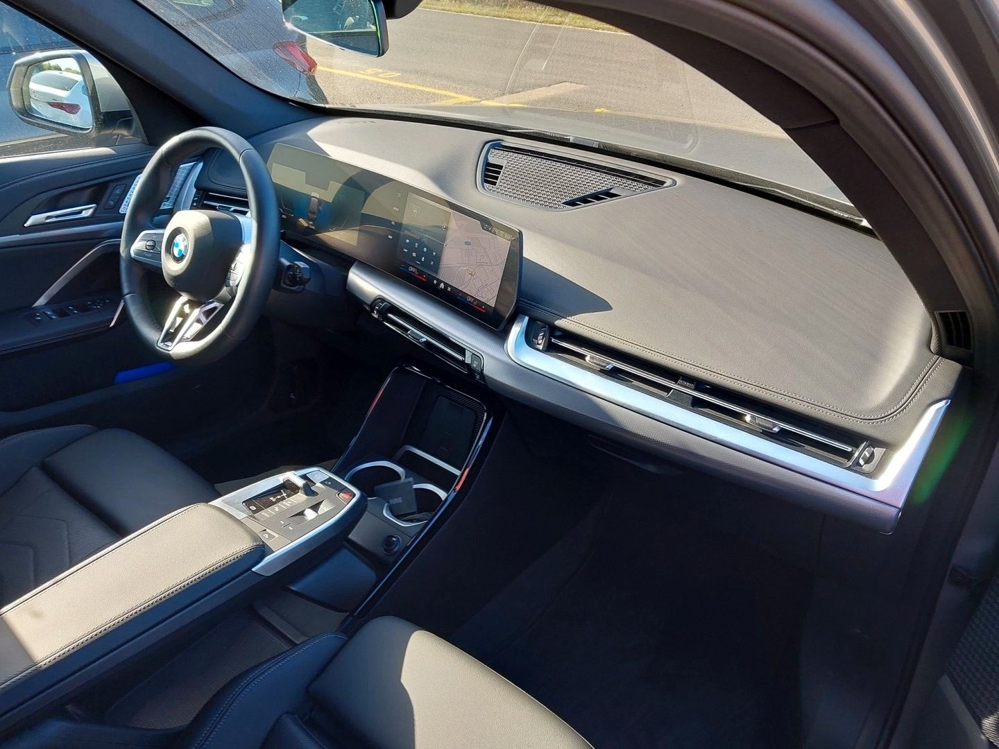 Fahrzeugabbildung BMW X1 sDrive 20 i M Sport ACC Leder H&k LED Kamera