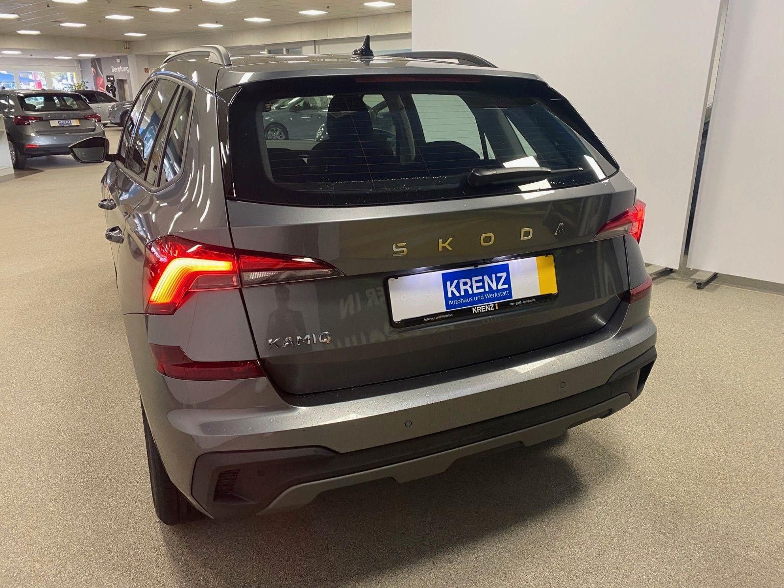 Fahrzeugabbildung SKODA Kamiq 1.5 TSI DSG Selection+SITZHEIZUNG+KAMERA++