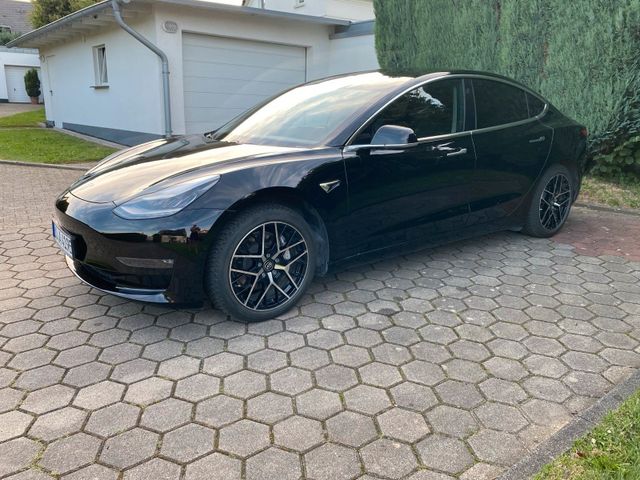 Tesla Model 3 Allradantrieb  Dualmotor Long Ran...