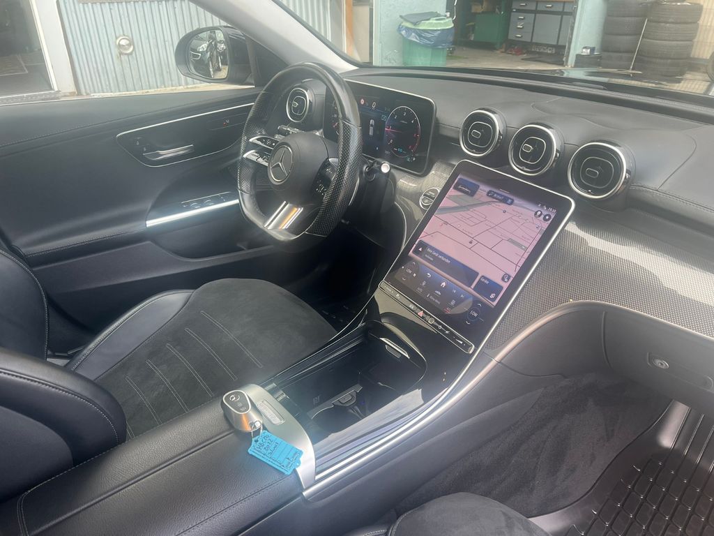 Mercedes-Benz C 220 d 4MATIC T*AMG Paket*Navi*LED*R-Cam