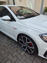 Volkswagen Golf 2.0 TSI GTI Performance  - Volkswagen Golf mit Benzin-Antrieb: Coupé