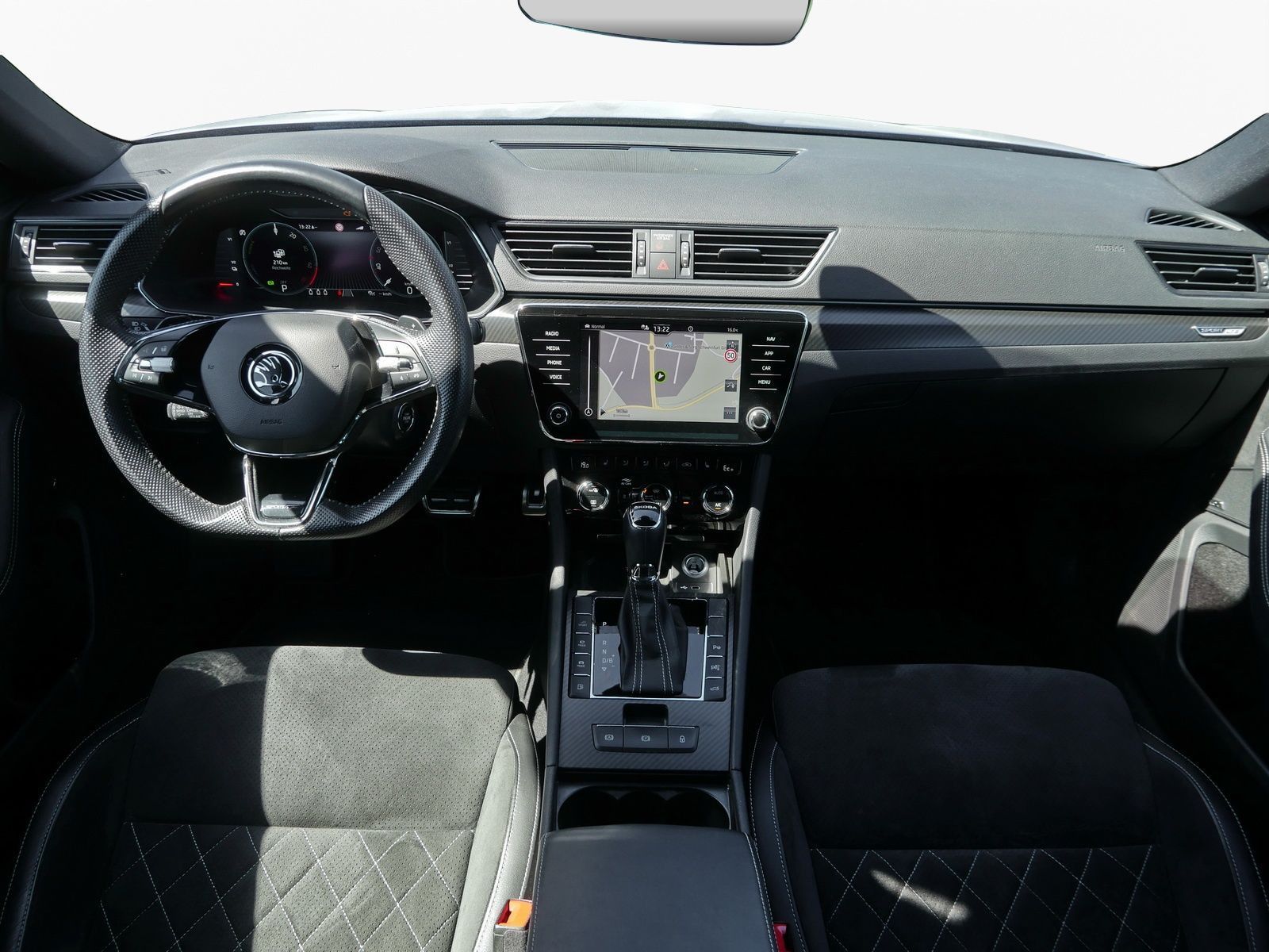 Skoda Superb - Bild 5