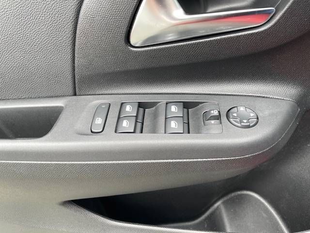 Fahrzeugabbildung Opel Corsa F 1.2 Turbo GS