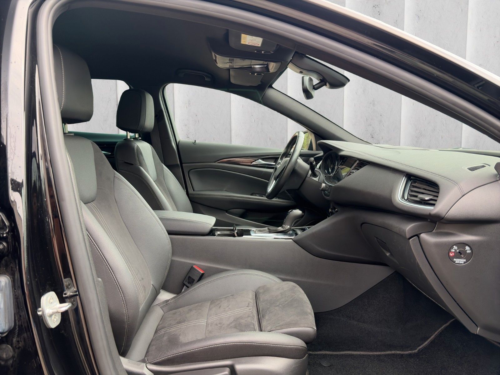 Fahrzeugabbildung Opel Insignia B Sports Tourer 4x4*AHK*Massage*LED*SHZ