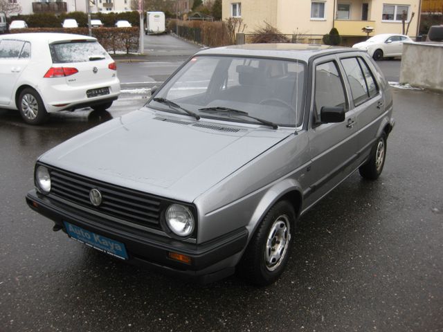 Volkswagen Golf  1.6i  **1 Hand**