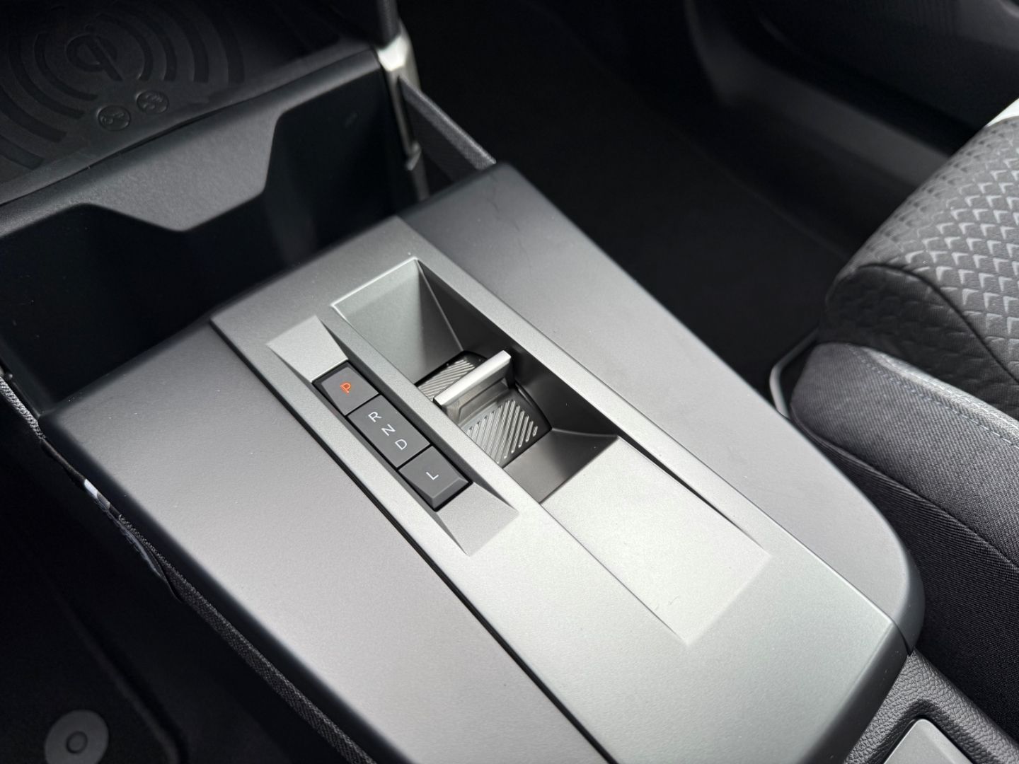 Fahrzeugabbildung Opel Frontera Edition 1.2 SHZ+LHZ+Kamera+Allwetter
